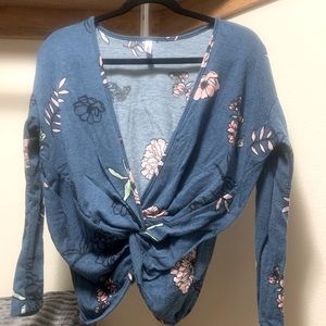 Beautiful Long Sleeve Open Twist Front Cardigan